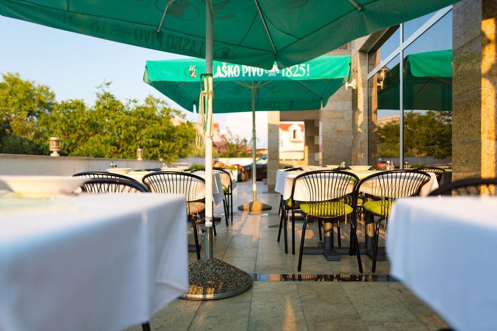 סופטאר Downtown Private Rooms Mandic מראה חיצוני תמונה